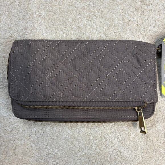 NWT Travelon RFID Blocking Zip Wristlet Gray Travel Secure Wallet - Picture 2 of 6